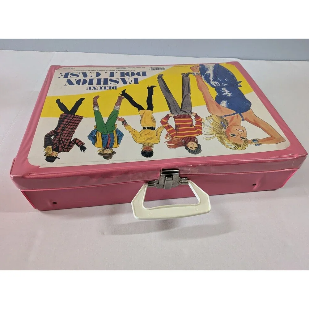 Vintage Pink Tara Toy Corp Deluxe Fashion Doll Case 17x12